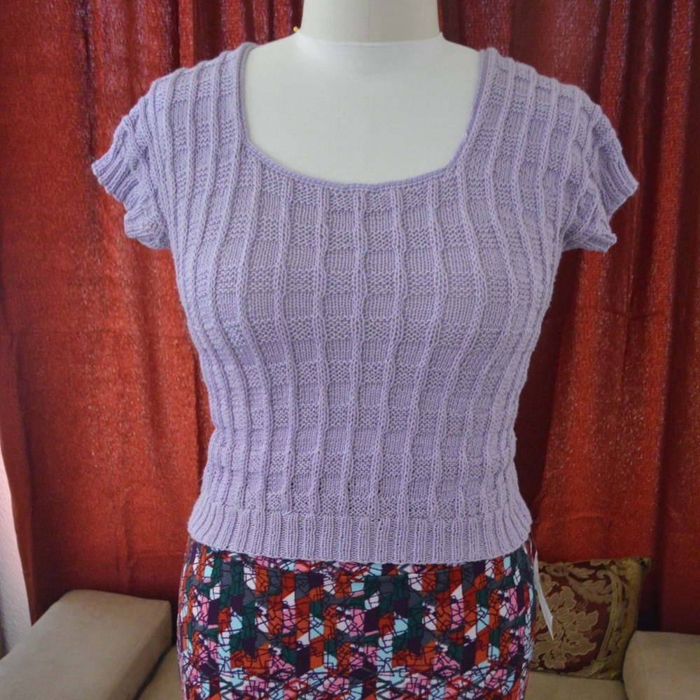 Vintage Hand Knit waist length Sweater.  Lavender